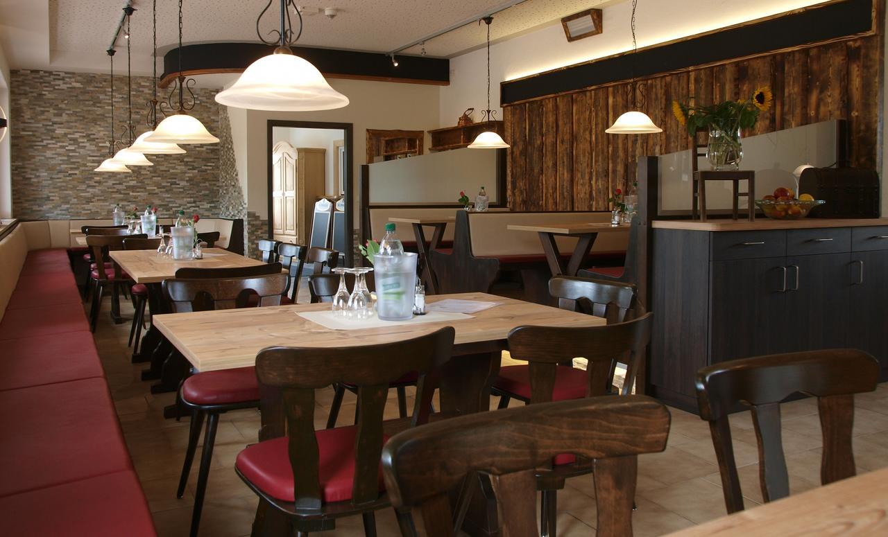 Fraenkischer Hof --- Hotel In Pegnitz --- Schlabecks Fraenkischer Hof ภายนอก รูปภาพ