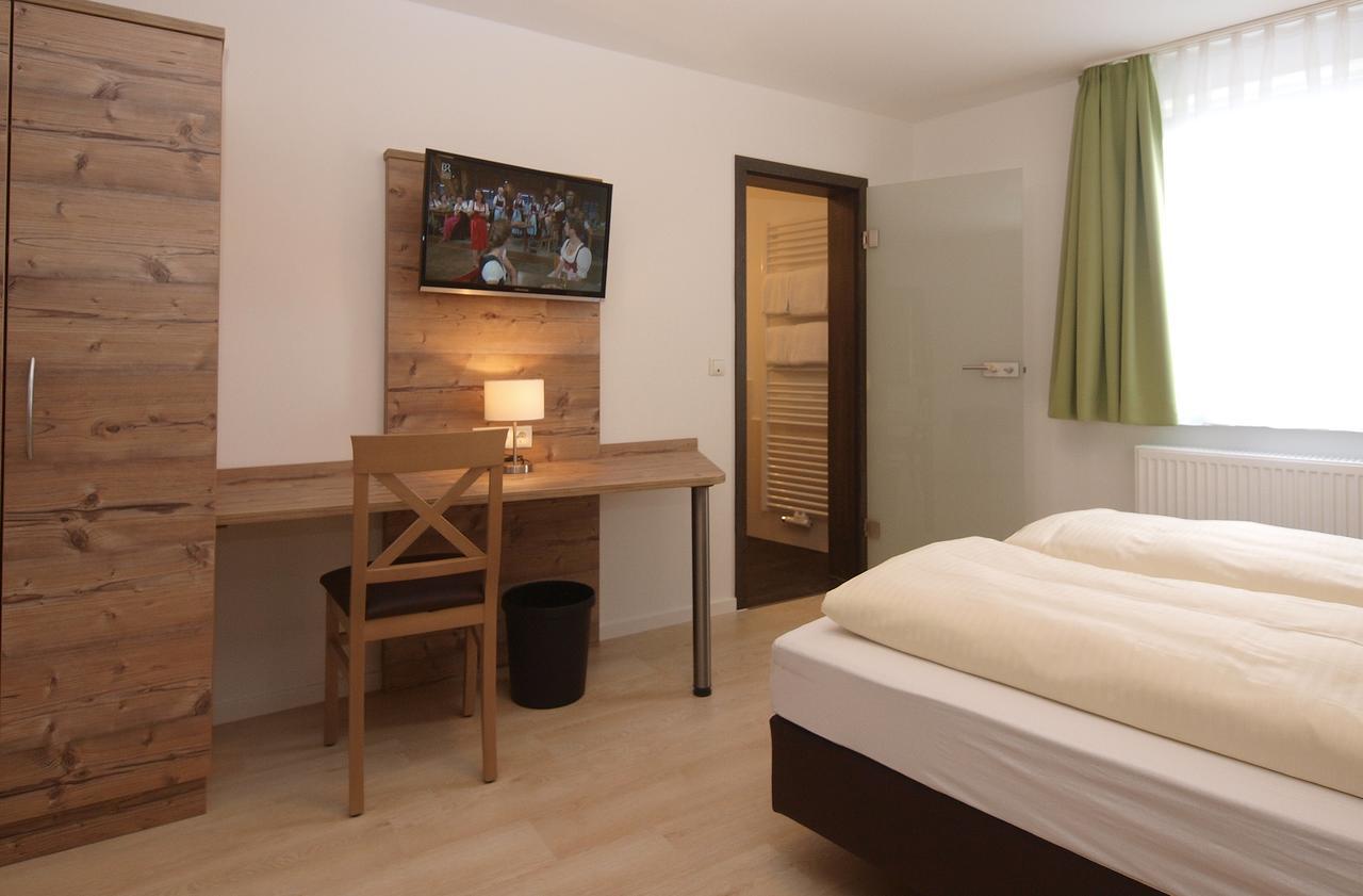 Fraenkischer Hof --- Hotel In Pegnitz --- Schlabecks Fraenkischer Hof ภายนอก รูปภาพ